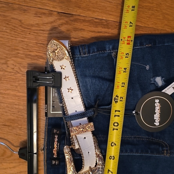 DOLLHOUSE BRAND WOMEN'S JUNIORS BLUE FLARE JEANS SIZE 11/12 - Picture 13 of 16